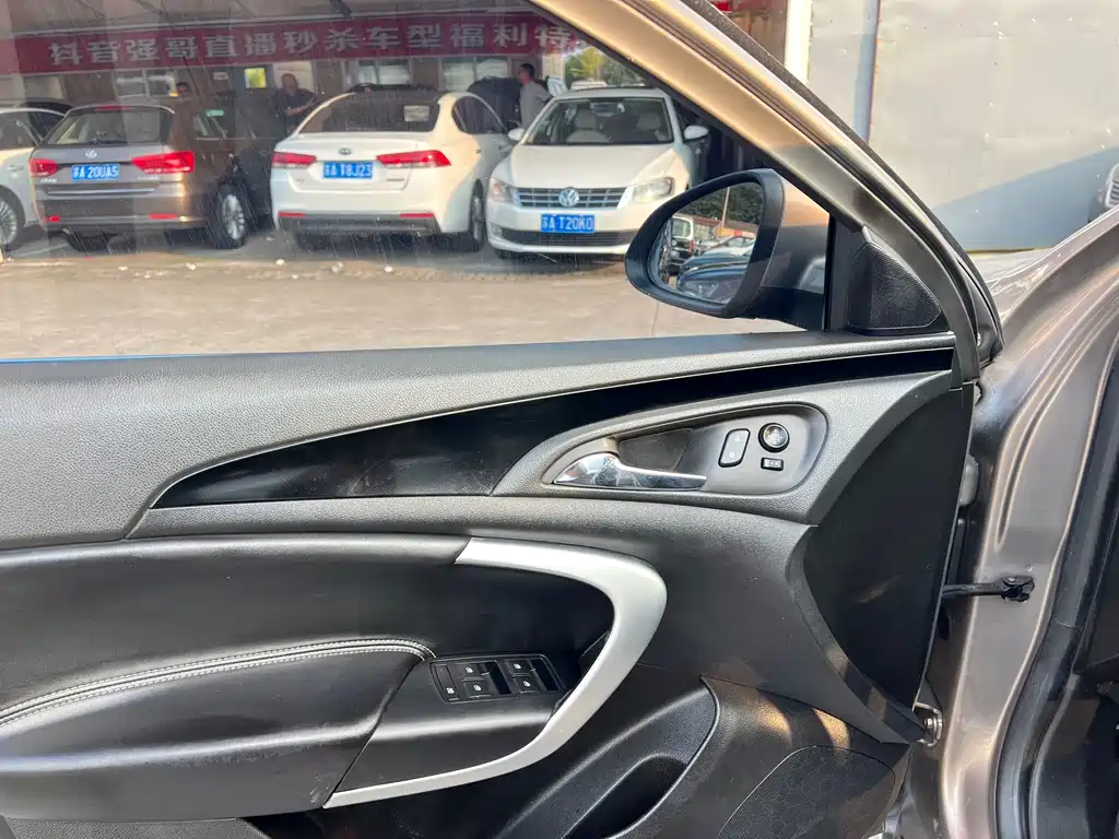 Buick Regal — миниатюра 7