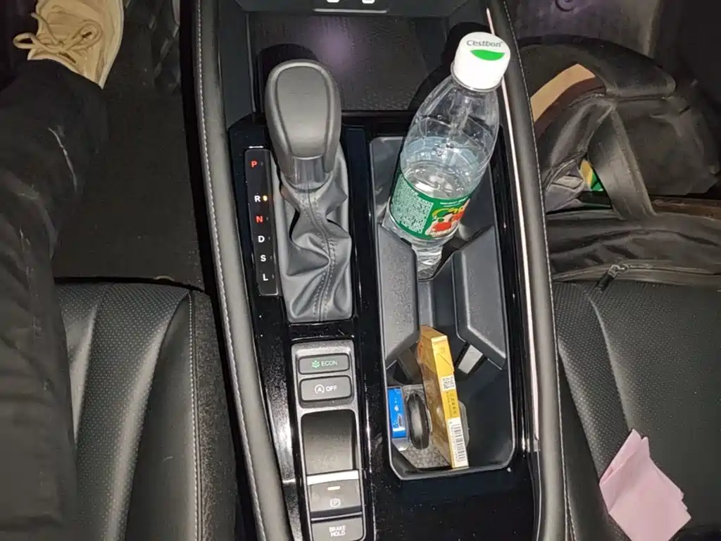 Honda Accord — миниатюра 14