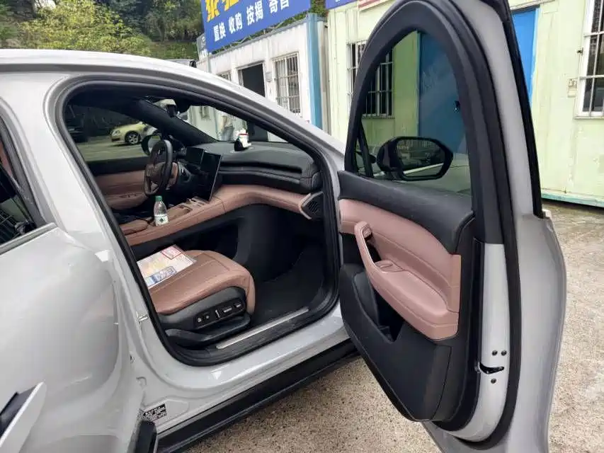 NIO EC6 — миниатюра 7