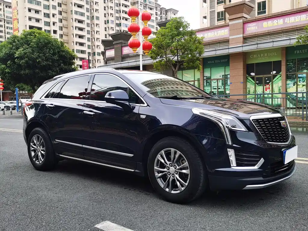 CADILLAC XT5