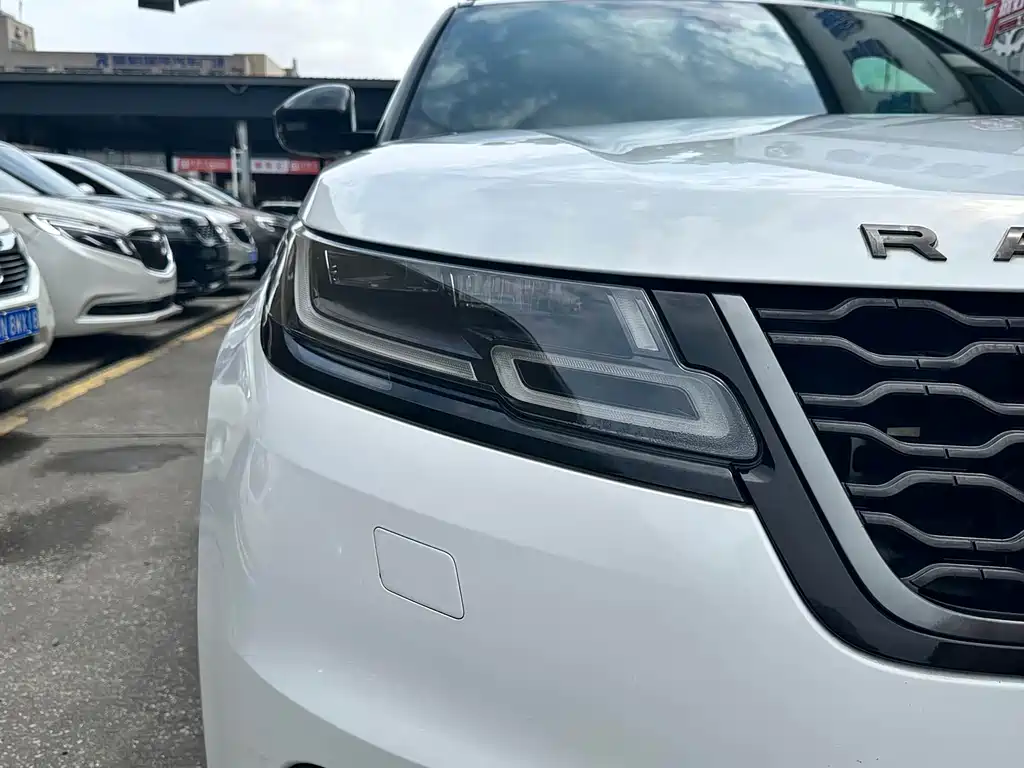 Land Rover Velar — миниатюра 16