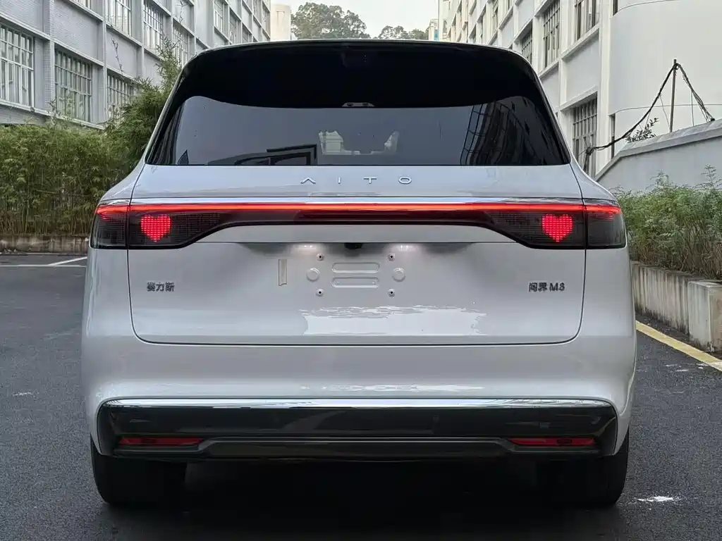 AITO AITO M8 — миниатюра 5
