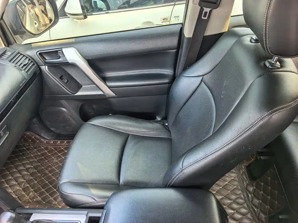 Toyota Prado — миниатюра 12