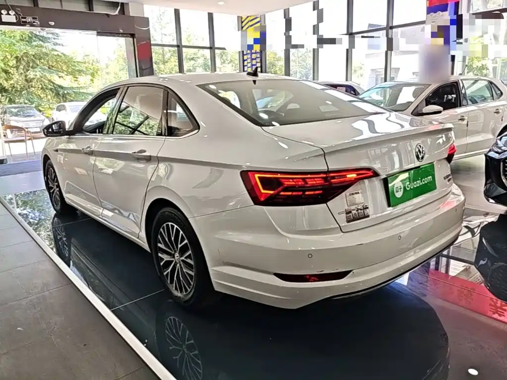 Volkswagen Sagitar — миниатюра 5