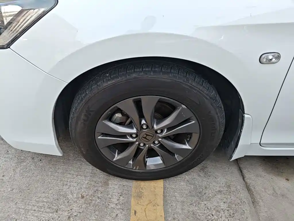 Honda Accord — миниатюра 23