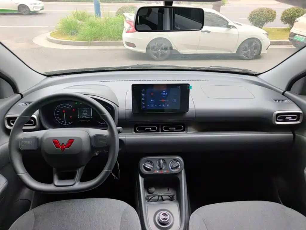 Wuling Hongguang EV — миниатюра 10