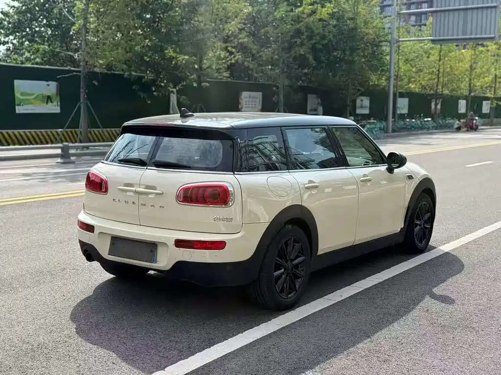 MINI Mini Clubman — миниатюра 3