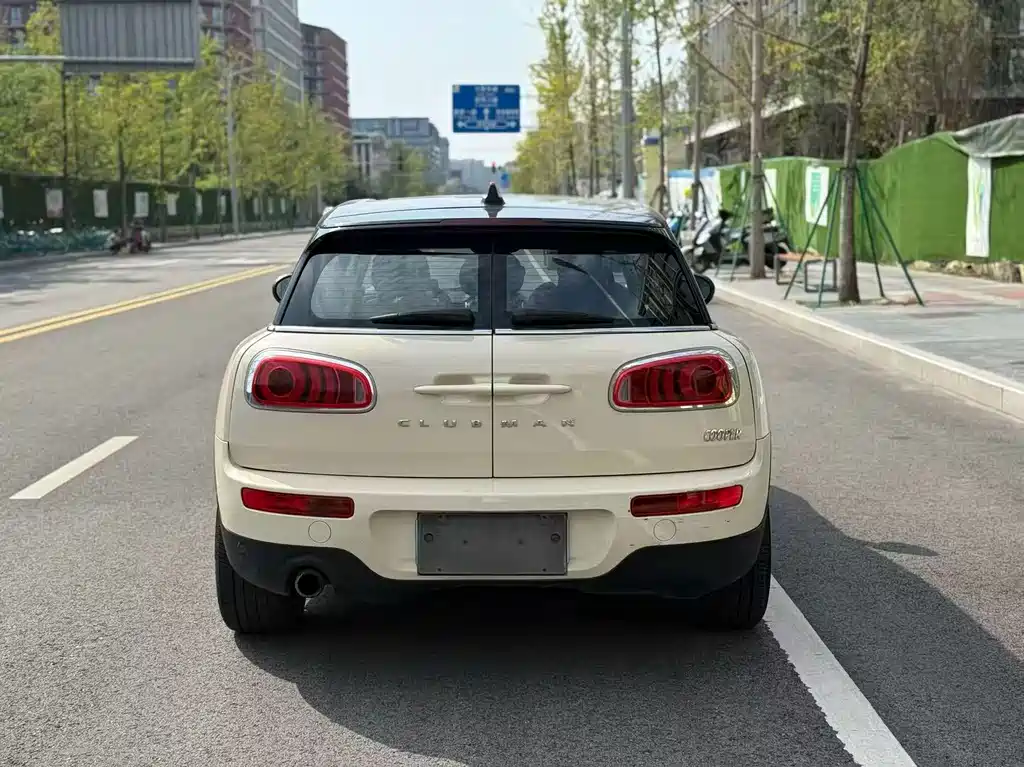 MINI Mini Clubman — миниатюра 9