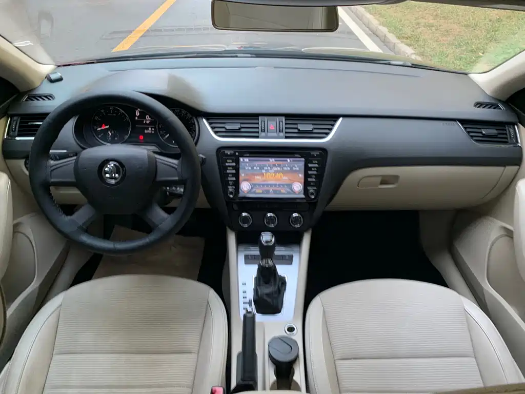 Skoda Octavia — миниатюра 12