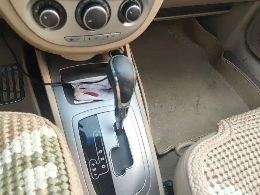 Buick Excelle — миниатюра 16