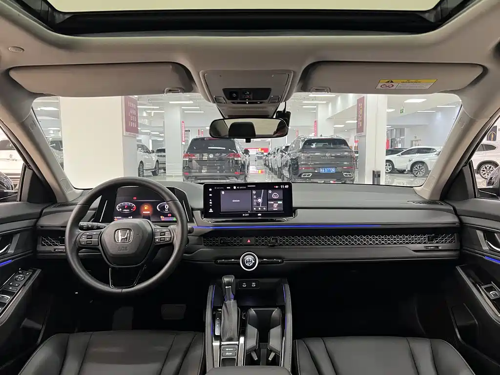Honda Accord 2023 260TURBO Smart
