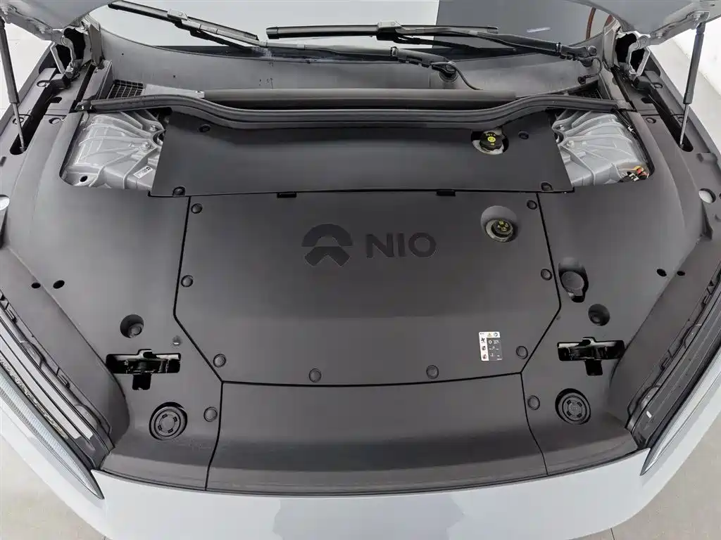NIO NIO ET5