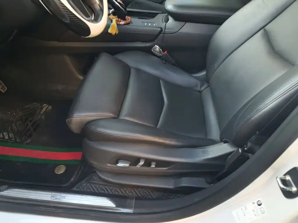 Cadillac XT5 — миниатюра 11