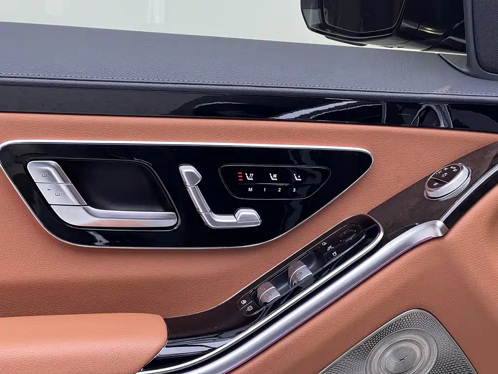 MERCEDES-BENZ S CLASS