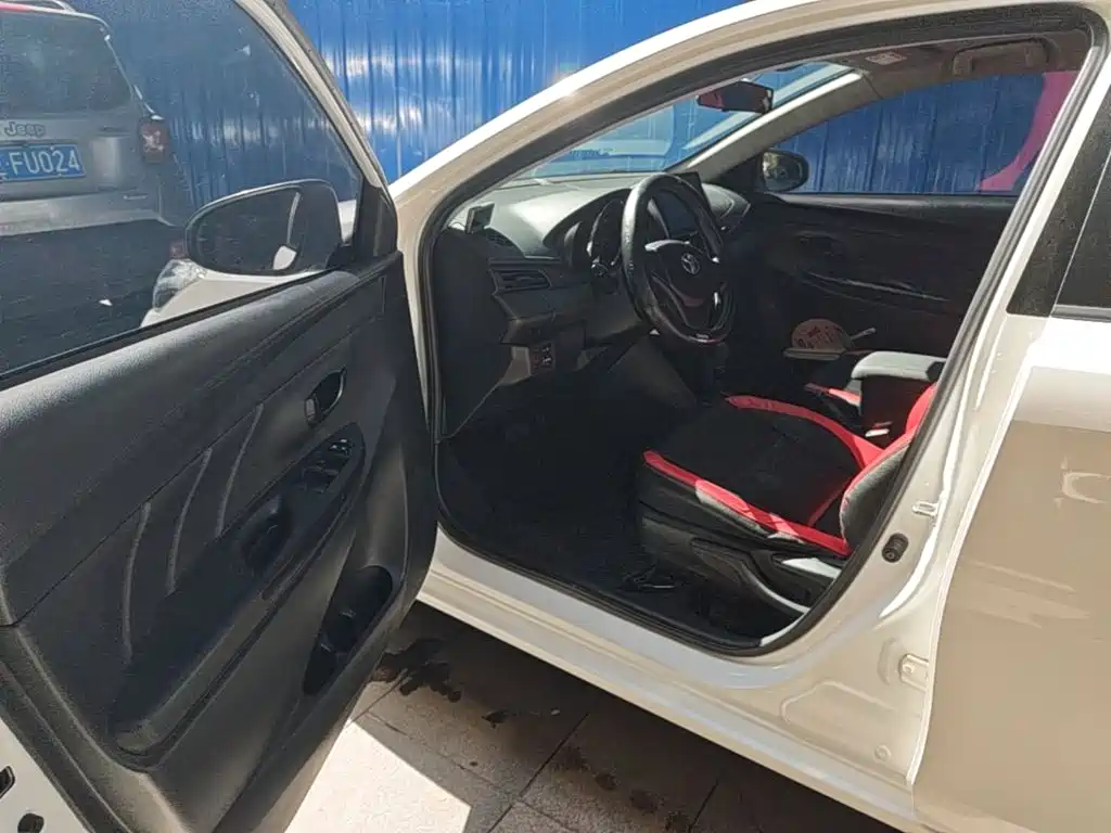 Toyota Vios FS — миниатюра 18