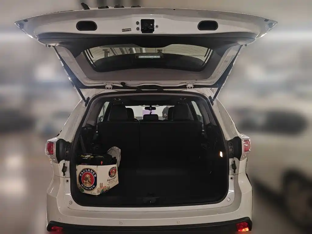 Toyota Highlander — миниатюра 20