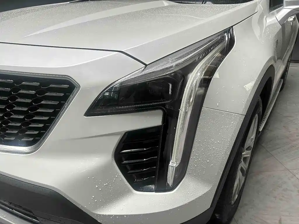 Cadillac XT4 2020 28T Lead
