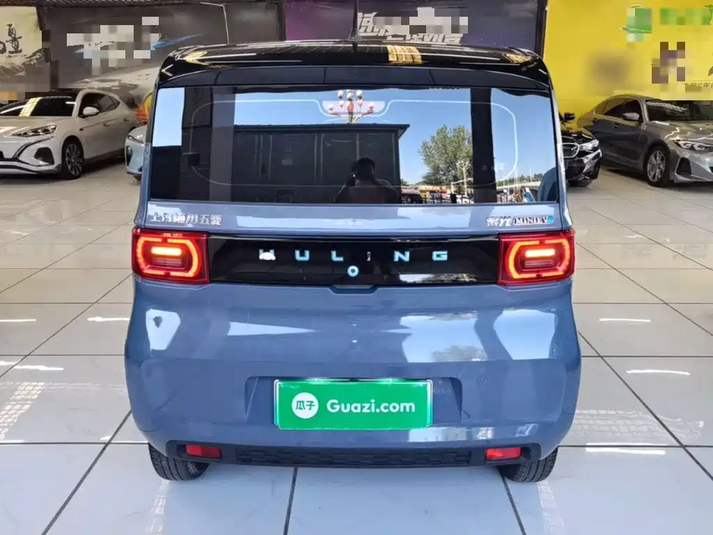 Wuling MINIEV — миниатюра 6