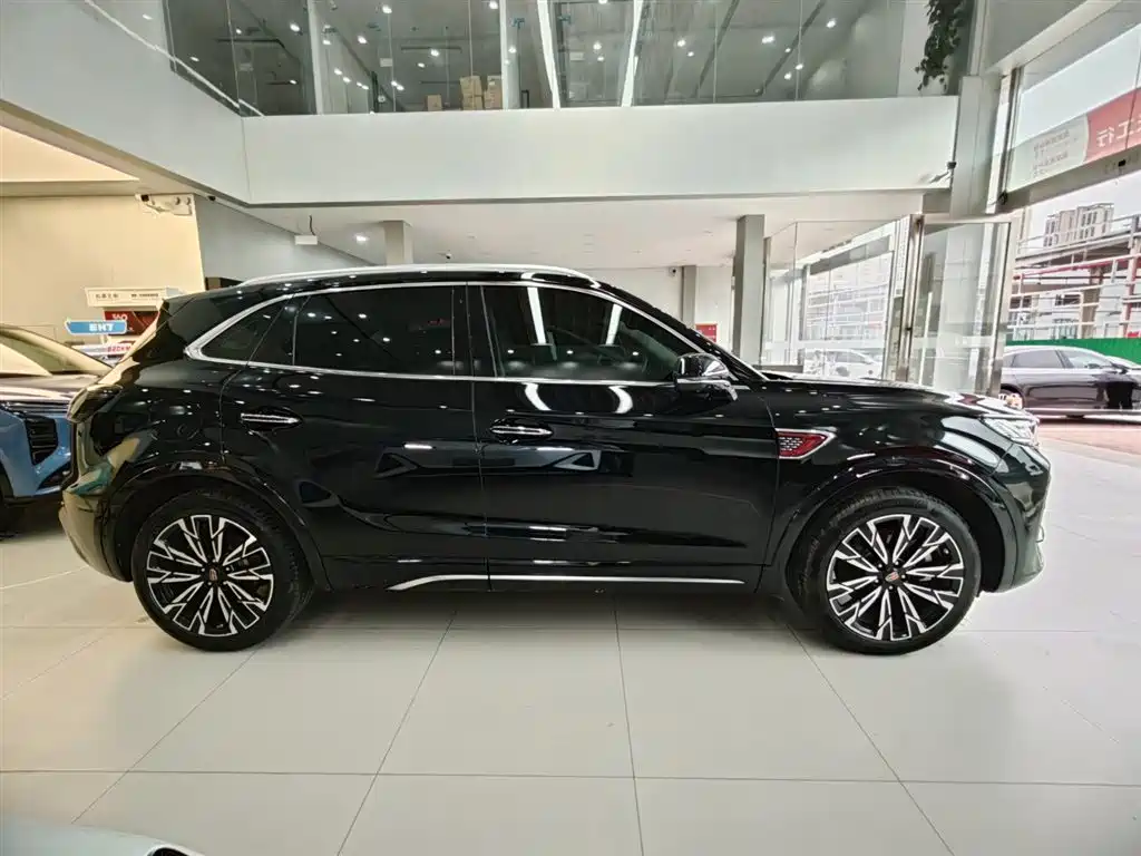 Hongqi HS5 2023 2.0T Pro