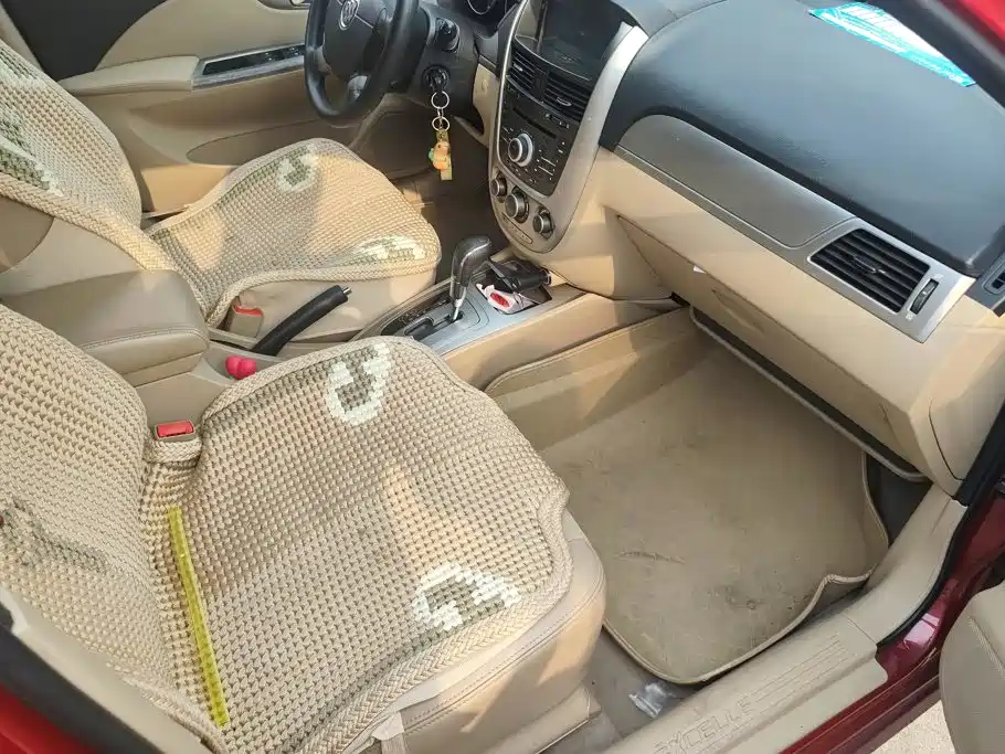 Buick Excelle — миниатюра 8