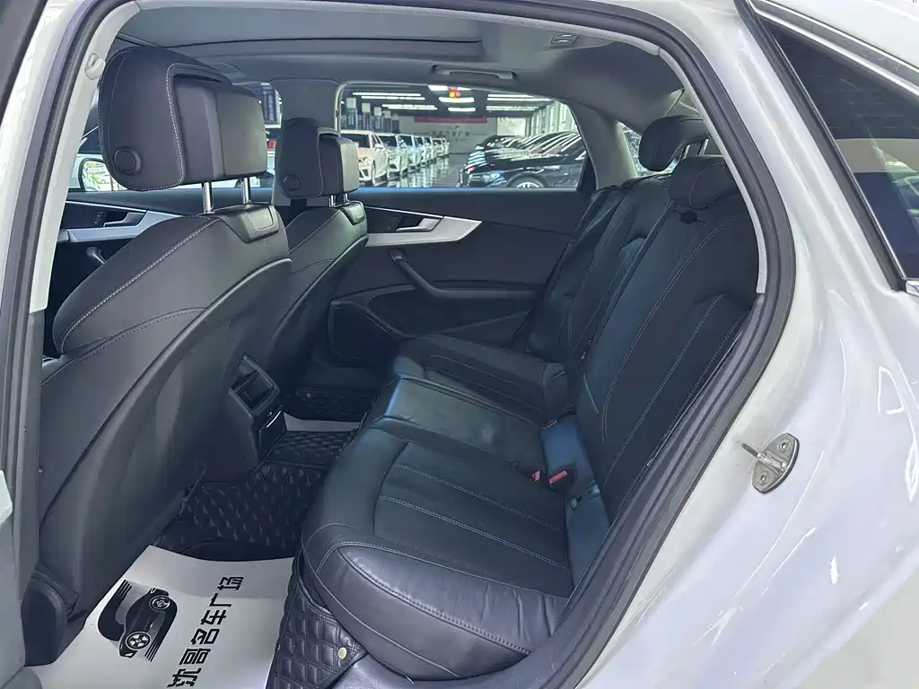 Audi A4L — миниатюра 5