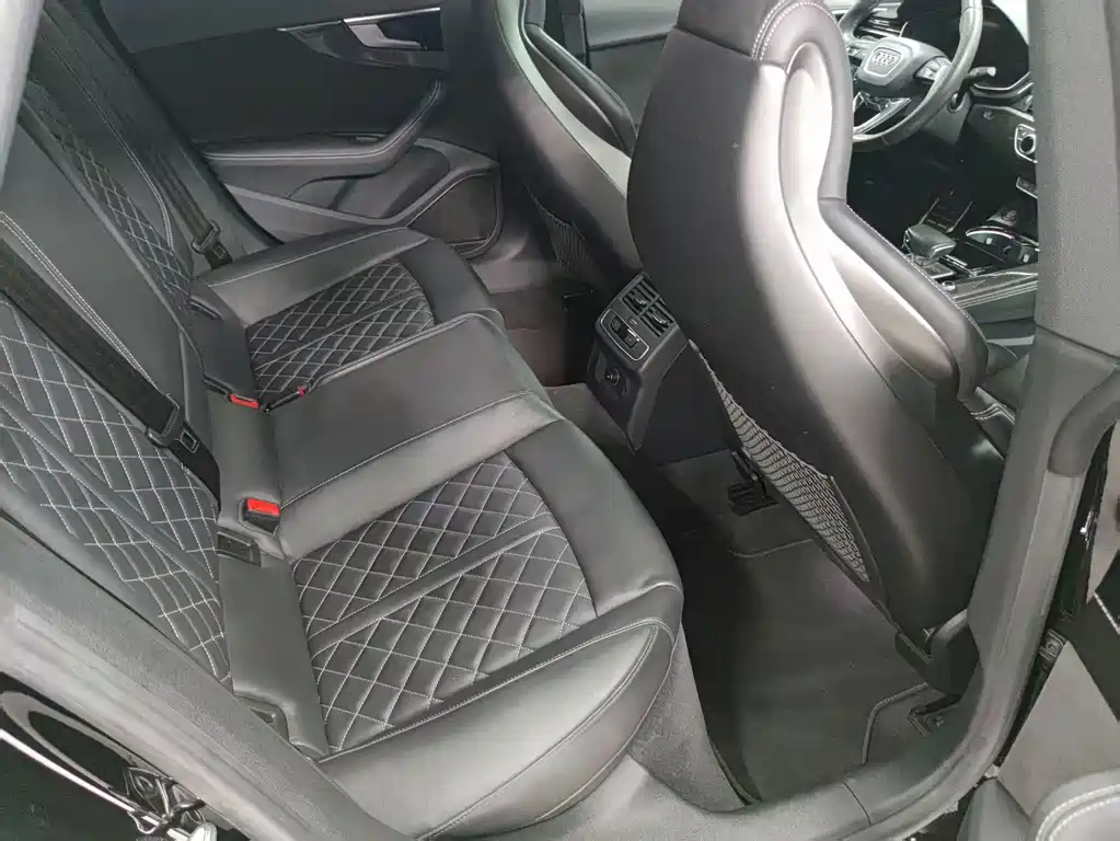 Audi S5 — миниатюра 8