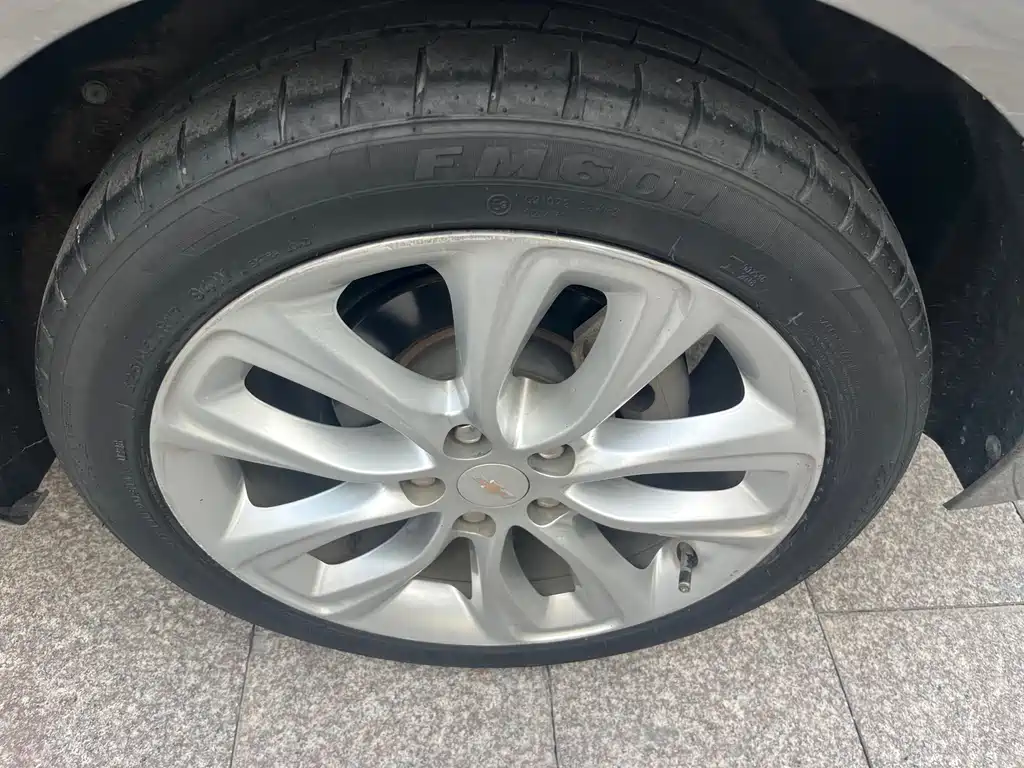 Chevrolet Cruze — миниатюра 12