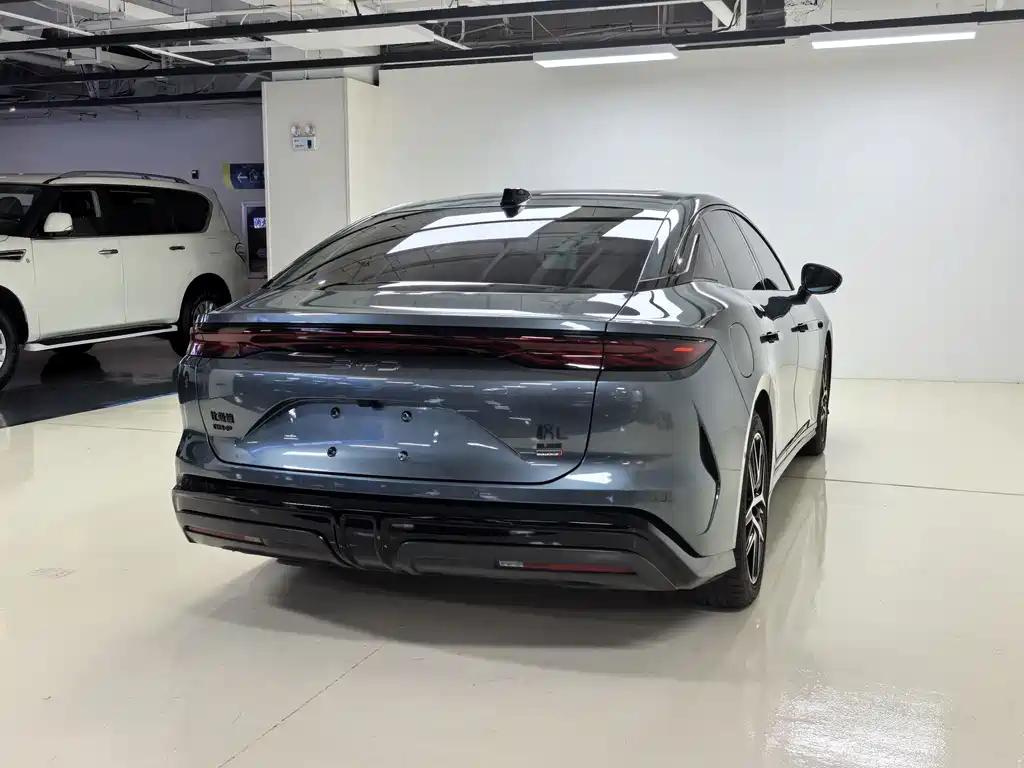 BYD Han L — миниатюра 19