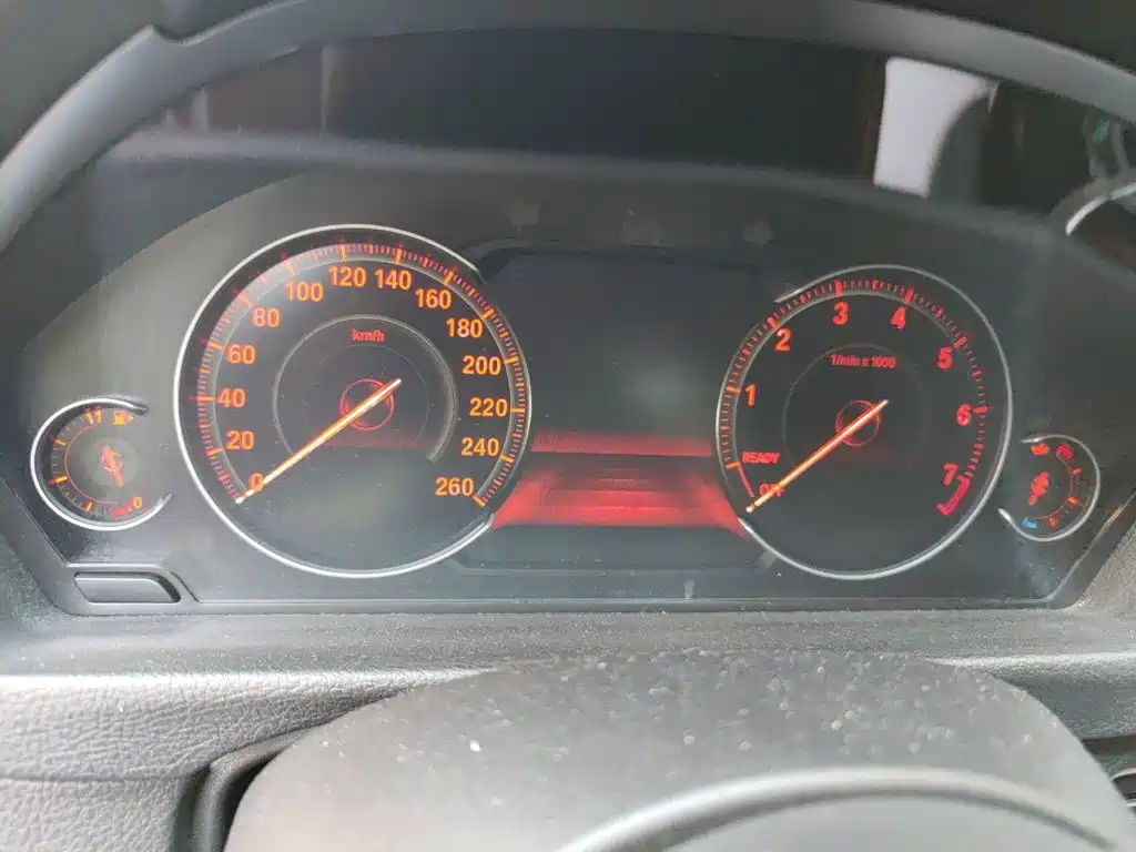 BMW 3 Series — миниатюра 12