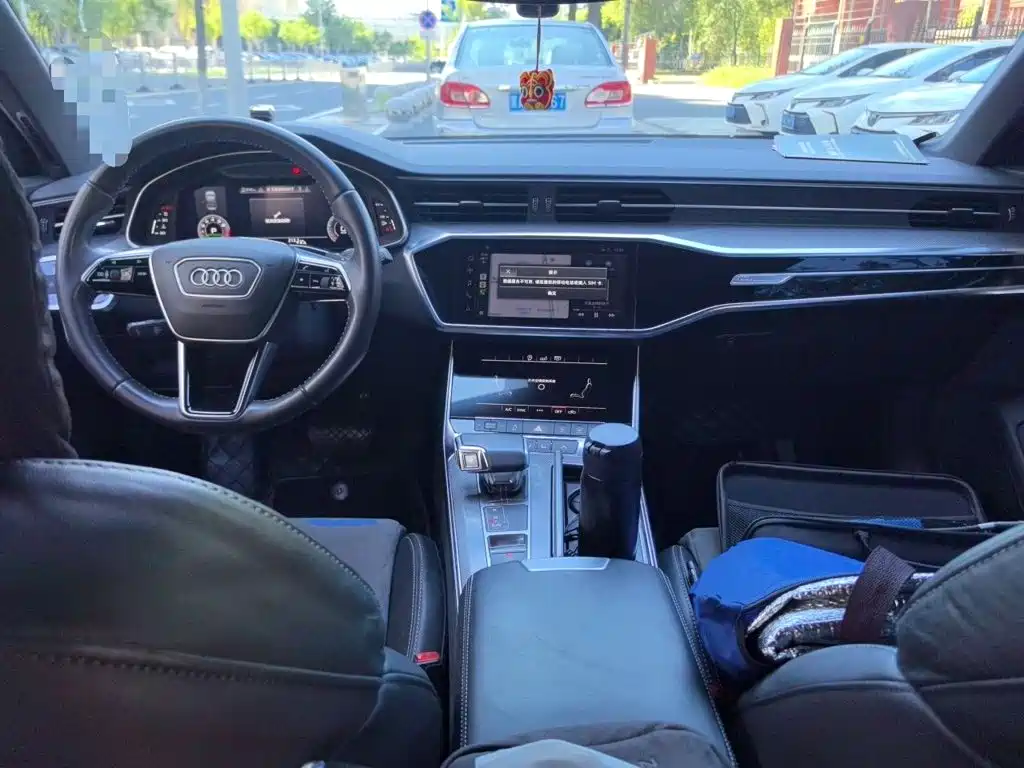 Audi A6L — миниатюра 10