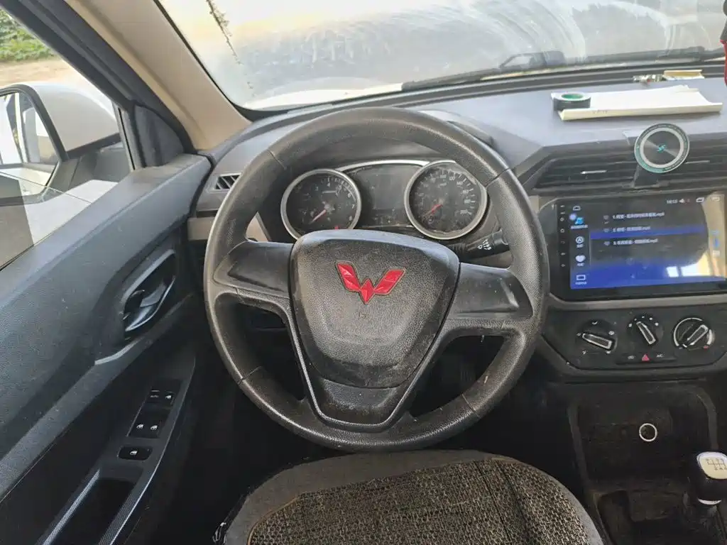 Wuling Hongguang — миниатюра 6