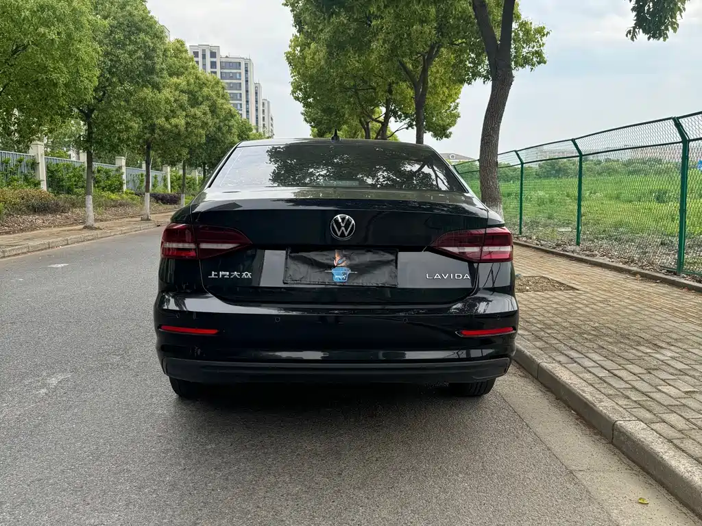 Volkswagen Lavida — миниатюра 14