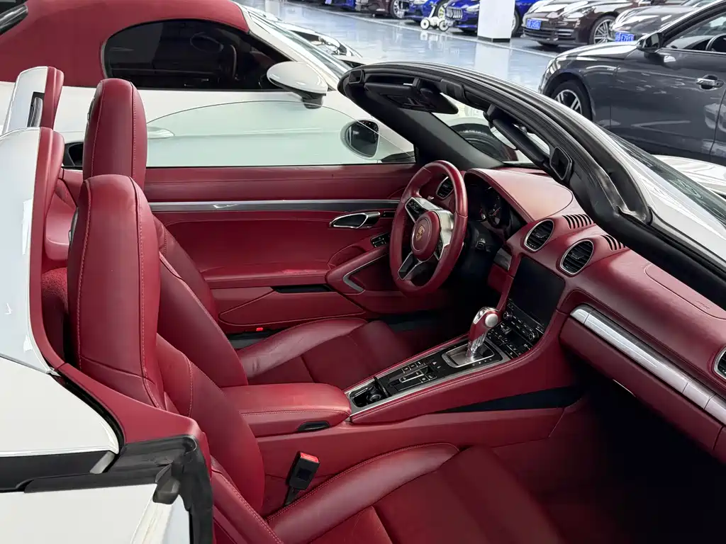 Porsche 718 2016 Boxster 2.0T