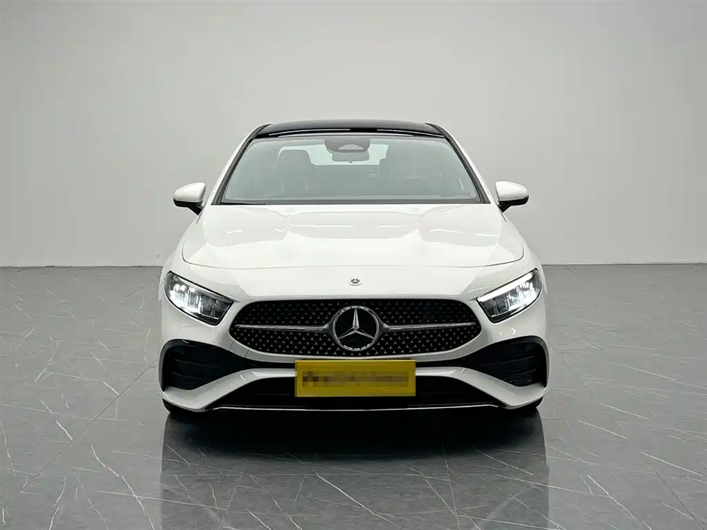 Mercedes-Benz A-Class A 2024 A 200 L
