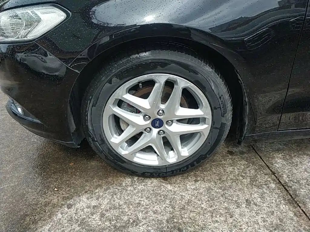Ford Mondeo — миниатюра 23