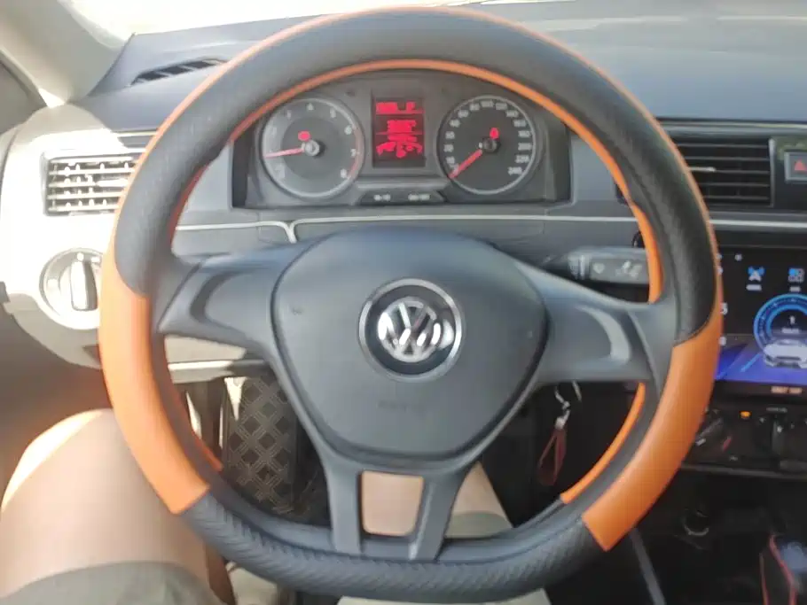 Volkswagen Santana — миниатюра 15