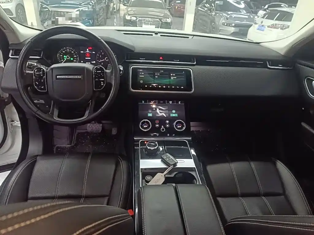 Land Rover Velar — миниатюра 10