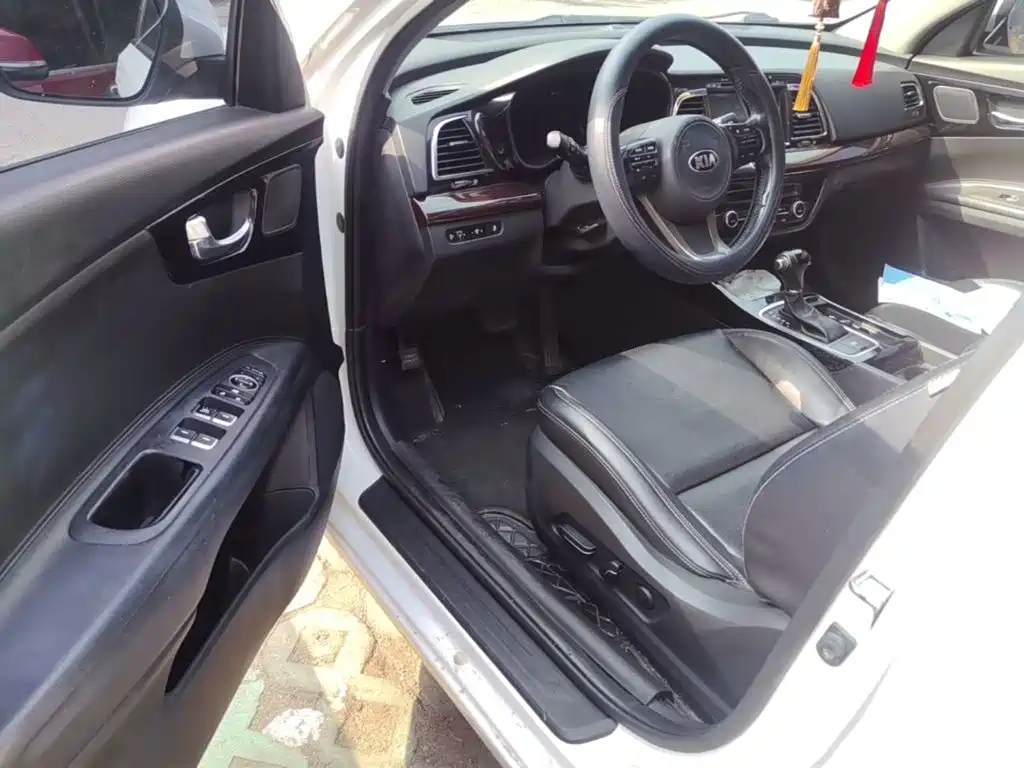 Kia K4 — миниатюра 21