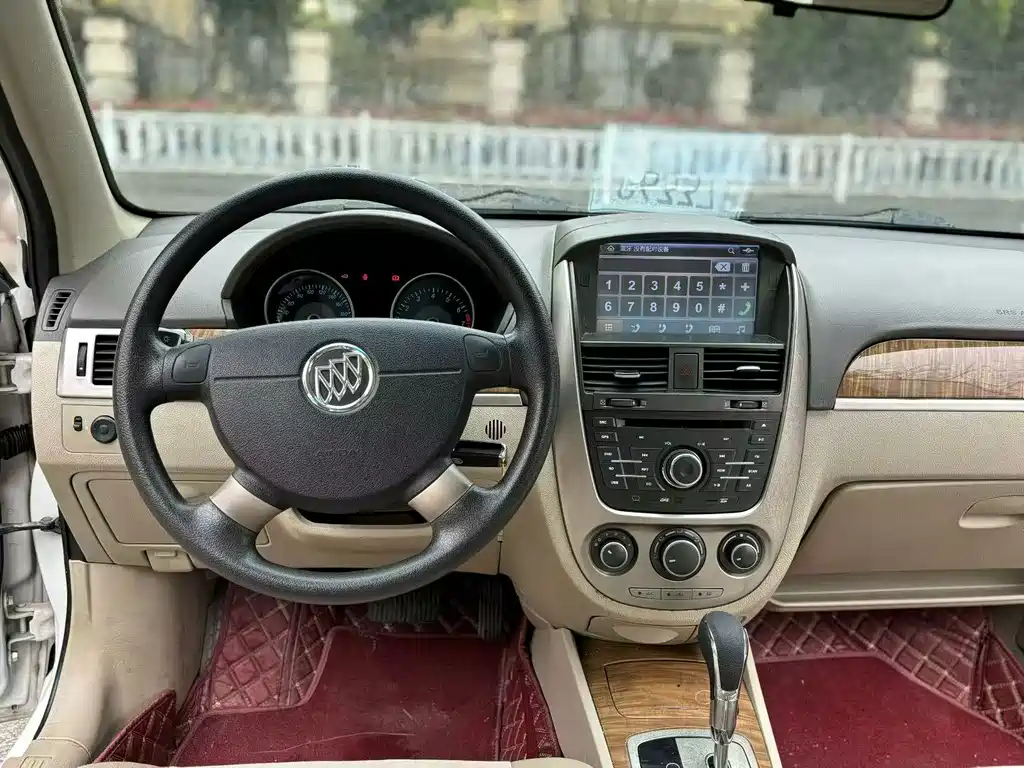 Buick Excelle — миниатюра 7