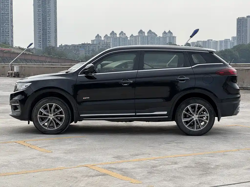 Geely Boyue — миниатюра 8