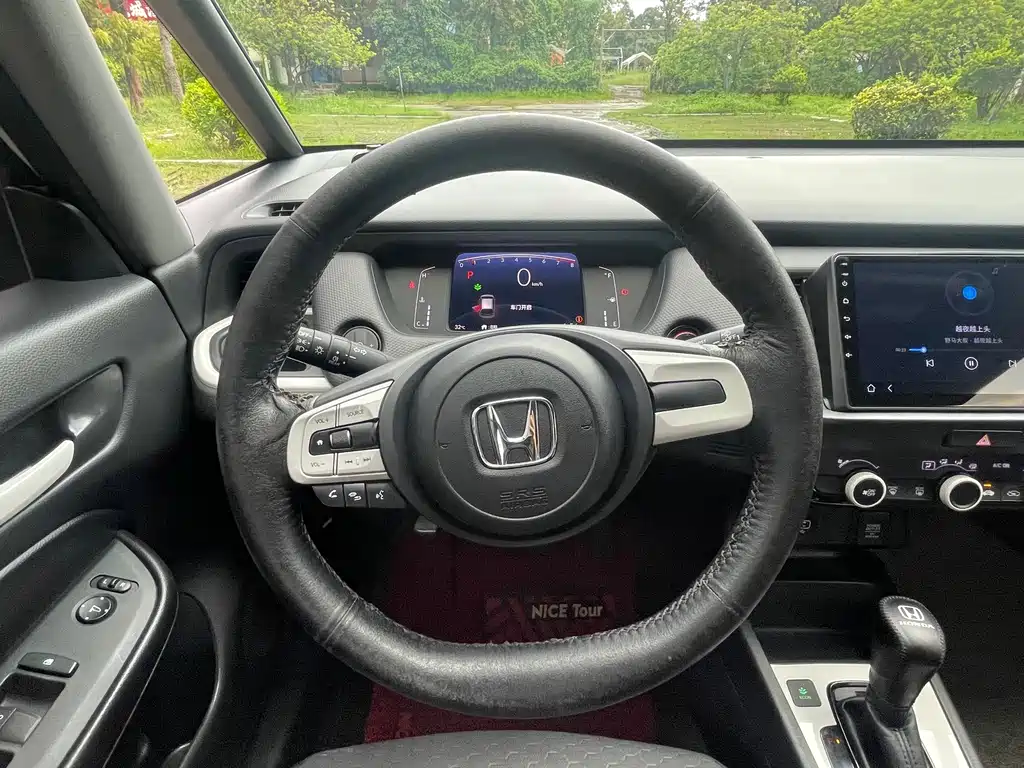 Honda Fit — миниатюра 7