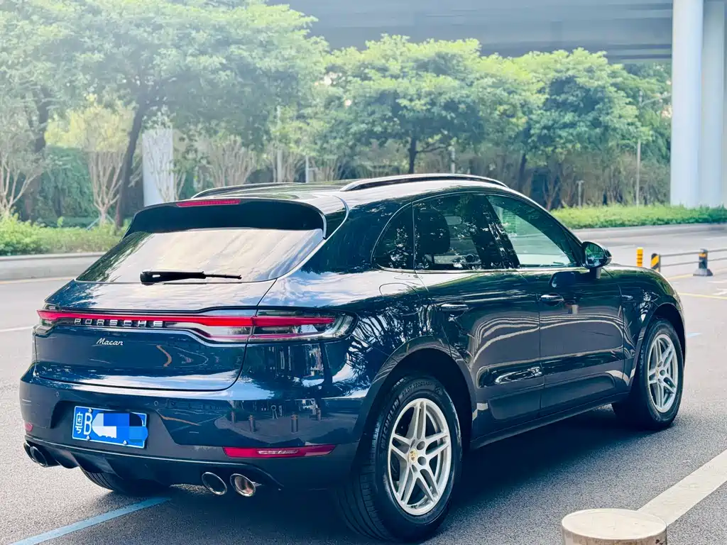 Porsche Macan — миниатюра 9