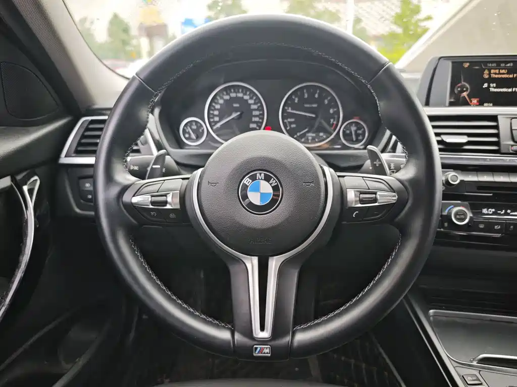 BMW 3 Series — миниатюра 8