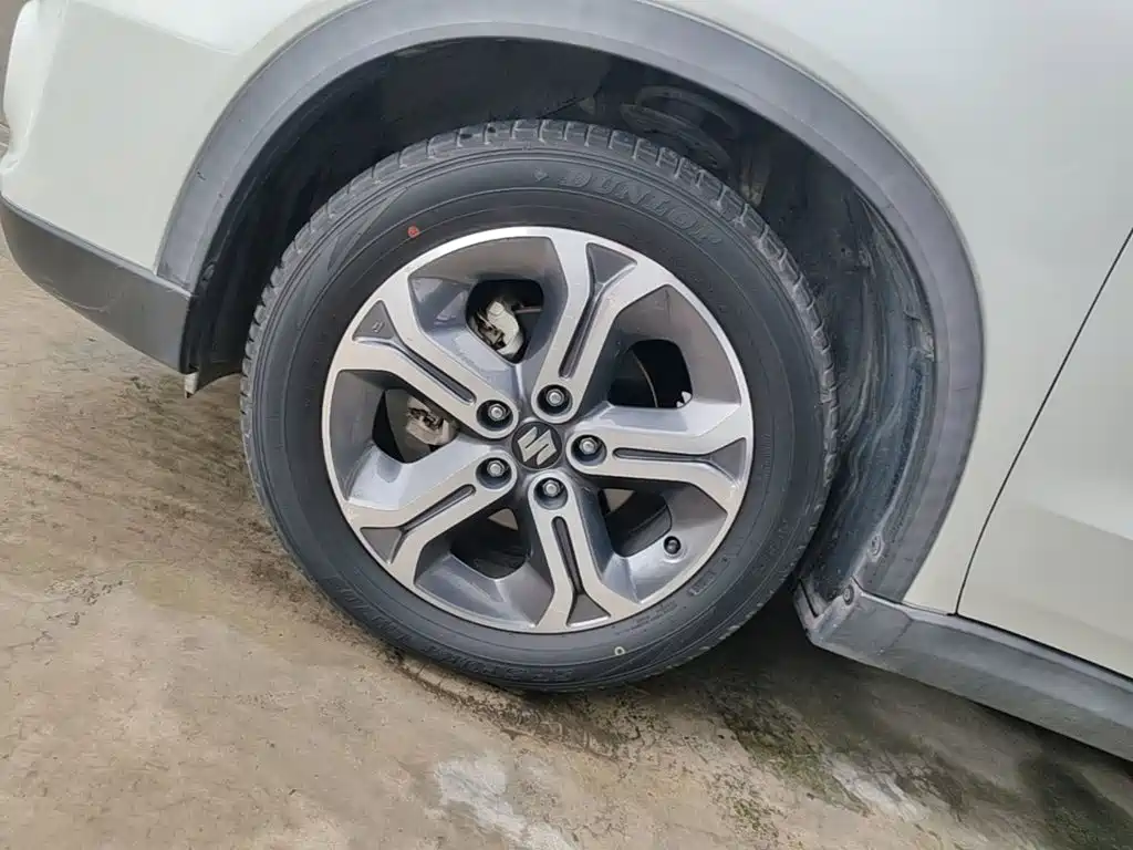 Suzuki Vitara — миниатюра 23