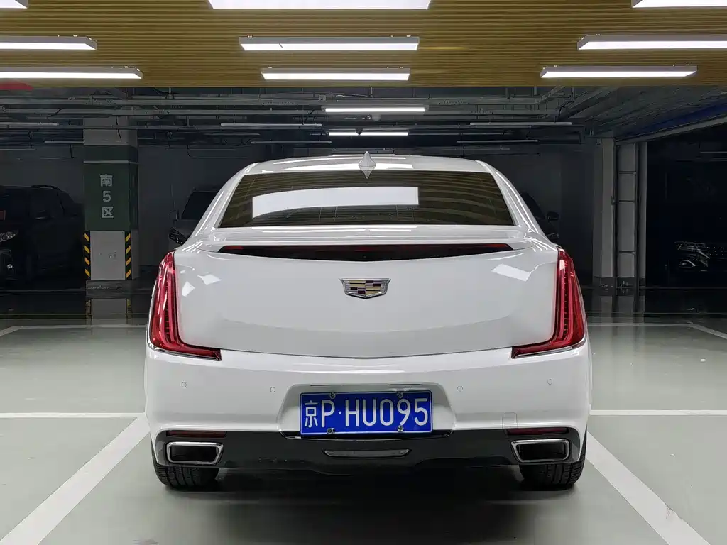Cadillac XTS — миниатюра 5