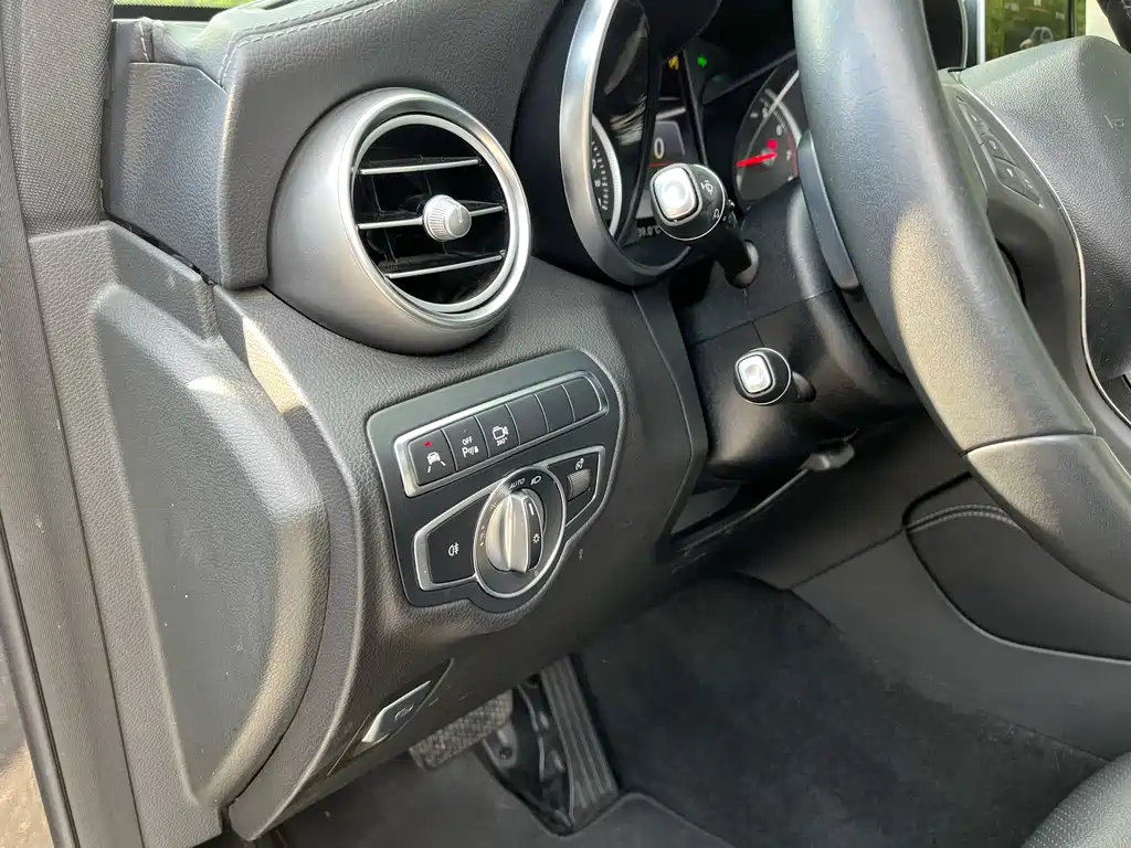 Mercedes-Benz GLC — миниатюра 16