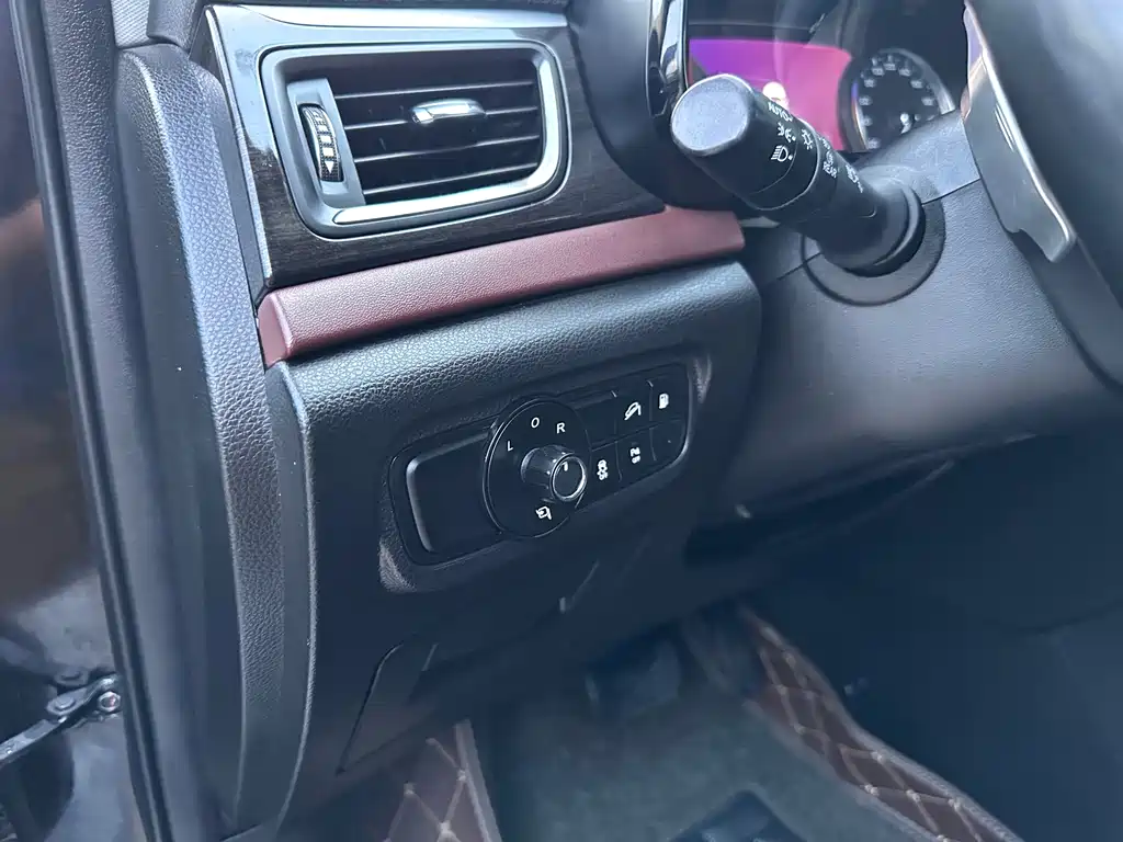 GAC Motor Trumpchi GS8 — миниатюра 18