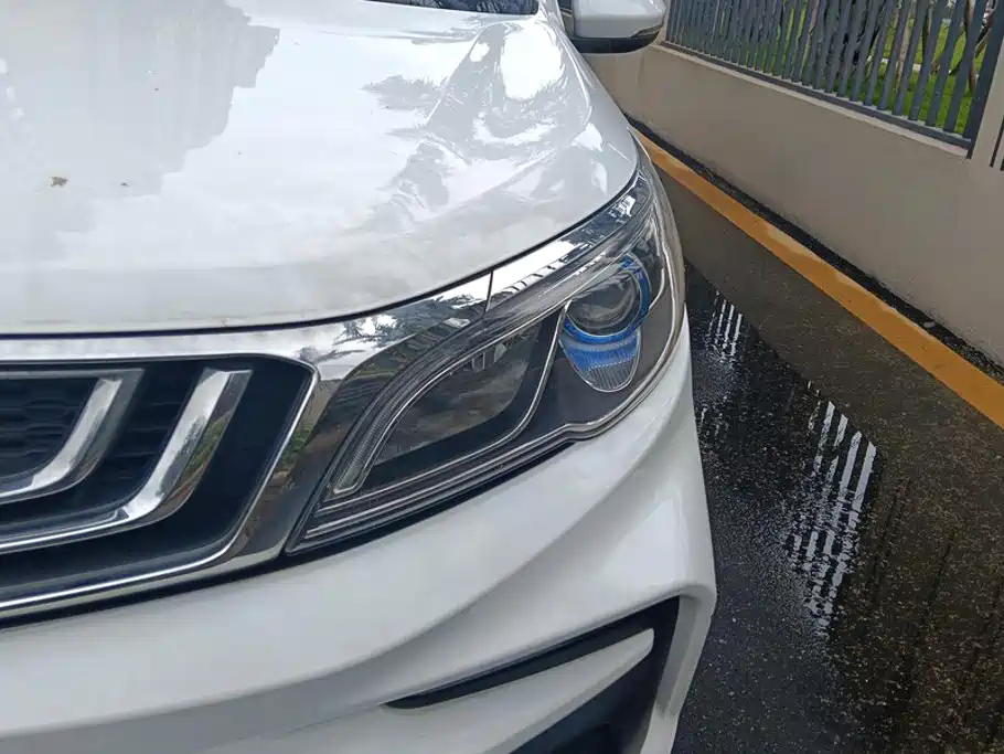 Geely Vision X3 — миниатюра 5