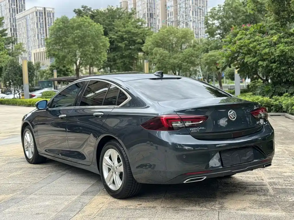 Buick Regal — миниатюра 8
