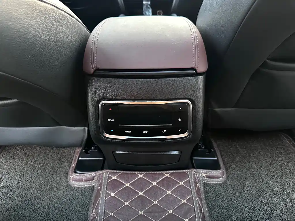 GAC Motor Trumpchi GS8 — миниатюра 14